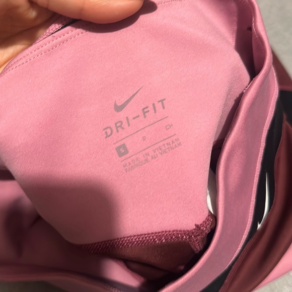 Nike leggings - Picture 2 of 2